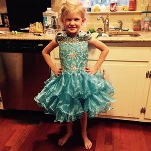 Girls pageant dress